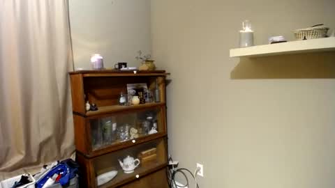 Snapshot of doorguy01 chatting on January 2025 04:20:01 AM doorguy01 online show from January 2025 04:20:01 AM