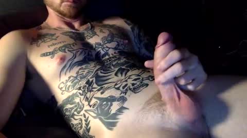 Snapshot of doozy124578963 chatting on November 2025 01:40:01 PM TattsNthat online show from November 2025 01:40:01 PM