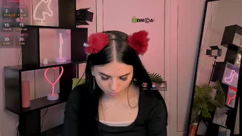 we online show from November 2025 07:20:02 AM