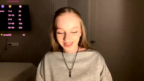 Anika online show from April 2026 06:47:02 PM