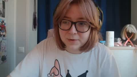 Snapshot of doriabodford chatting on November 2025 07:30:01 AM Lola online show from November 2025 07:30:01 AM