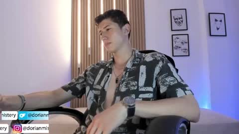 dorian_mystery online show from June 2026 12:01:02 AM