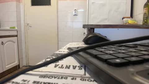 menu  below online show from March 2025 05:05:02 AM