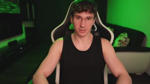 Dorian Reyes online show from March 2026 11:00:02 PM