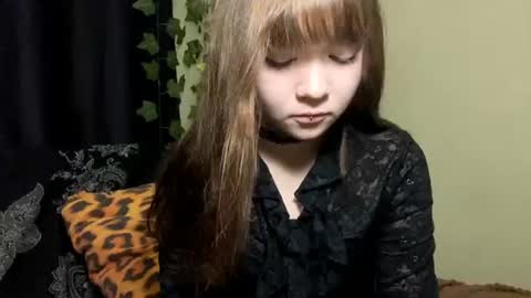 Mia online show from July 2026 08:35:01 PM