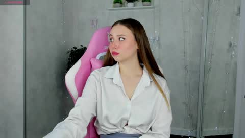 Vanessa online show from May 2026 09:14:01 AM