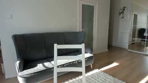 dormineaa online show from May 2026 05:48:01 AM