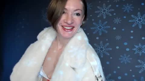 Snapshot of dorothy_meyer chatting on January 2025 07:47:02 PM Dorothy Next stream on Monday at 3am-9am online show from January 2025 07:47:02 PM