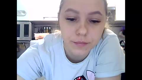 Snapshot of dorrie_ann chatting on December 2024 02:17:02 PM Dorrie Ann online show from December 2024 02:17:02 PM