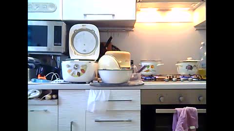 Snapshot of dorrie_ann chatting on December 2024 06:57:02 AM Dorrie Ann online show from December 2024 06:57:02 AM