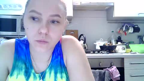 Snapshot of dorrie_ann chatting on December 2024 01:39:02 PM Dorrie Ann online show from December 2024 01:39:02 PM