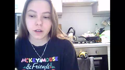 Snapshot of dorrie_ann chatting on January 2025 05:37:02 AM Dorrie Ann online show from January 2025 05:37:02 AM