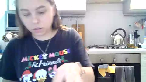 Snapshot of dorrie_ann chatting on January 2025 05:01:02 AM Dorrie Ann online show from January 2025 05:01:02 AM