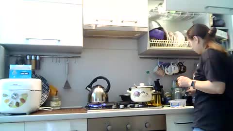 Snapshot of dorrie_ann chatting on January 2025 07:36:01 AM Dorrie Ann online show from January 2025 07:36:01 AM