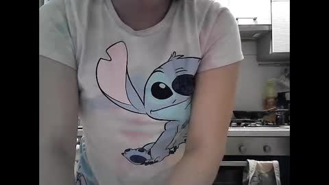 Snapshot of dorrie_ann chatting on February 2025 05:18:02 PM Dorrie Ann online show from February 2025 05:18:02 PM