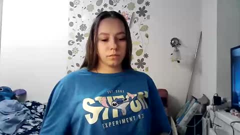 Snapshot of dorrie_ann chatting on February 2025 04:09:02 PM Dorrie Ann online show from February 2025 04:09:02 PM