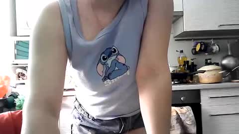 Snapshot of dorrie_ann chatting on March 2025 08:16:01 AM Dorrie Ann online show from March 2025 08:16:01 AM