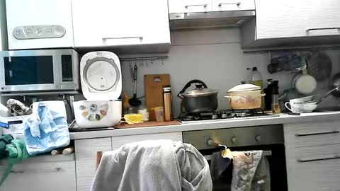 Snapshot of dorrie_ann chatting on March 2025 05:32:01 AM Dorrie Ann online show from March 2025 05:32:01 AM