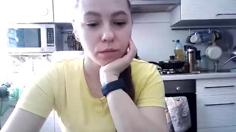 Snapshot of dorrie_ann chatting on March 2025 07:08:02 AM Dorrie Ann online show from March 2025 07:08:02 AM