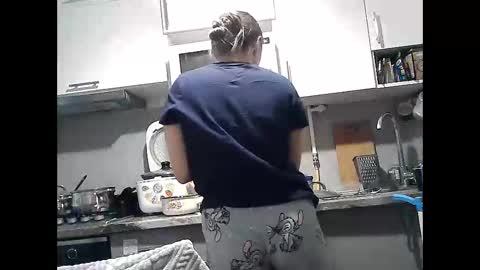 Snapshot of dorrie_ann chatting on October 2025 02:15:01 PM Dorrie Ann online show from October 2025 02:15:01 PM