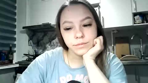 Snapshot of dorrie_ann chatting on December 2025 04:51:01 AM Dorrie Ann online show from December 2025 04:51:01 AM