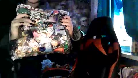 Snapshot of dorrie_ann chatting on December 2025 07:05:01 AM Dorrie Ann online show from December 2025 07:05:01 AM