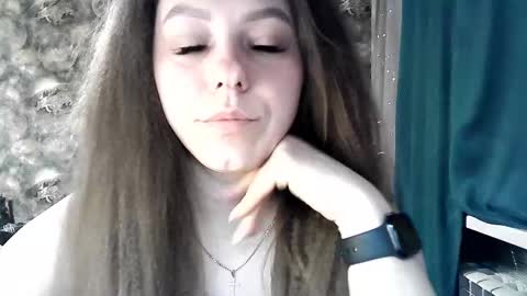 Snapshot of dorrie_ann chatting on February 2026 07:28:01 PM Dorrie Ann online show from February 2026 07:28:01 PM