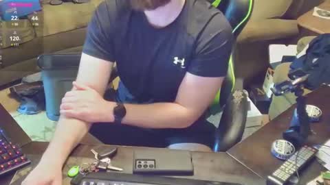 Snapshot of dotyoureyezez chatting on February 2025 01:02:01 AM DotYourEyezez online show from February 2025 01:02:01 AM