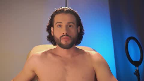 Keen online show from January 2026 03:00:02 AM