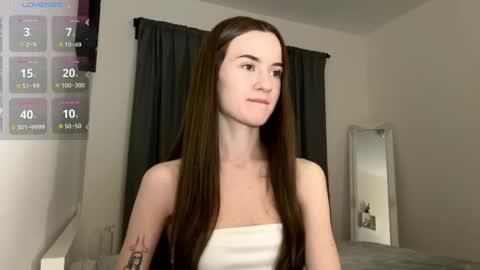 Snapshot of double_sun chatting on April 2026 05:19:02 PM Alice and Mark online show from April 2026 05:19:02 PM