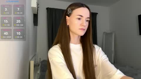Snapshot of double_sun chatting on May 2026 03:00:01 AM Alice and Mark online show from May 2026 03:00:01 AM