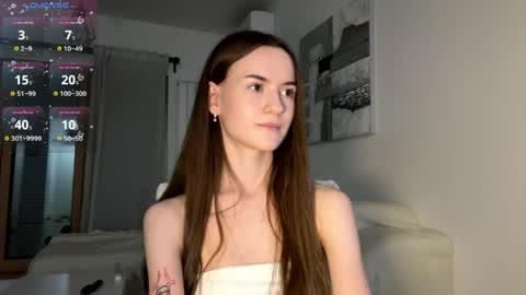 Snapshot of double_sun chatting on May 2026 07:37:02 PM Alice and Mark online show from May 2026 07:37:02 PM