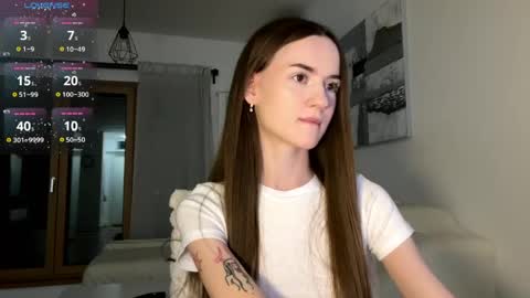 Snapshot of double_sun chatting on June 2026 08:58:01 PM Alice and Mark online show from June 2026 08:58:01 PM