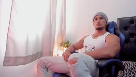 Snapshot of doublefun24 chatting on May 2026 02:24:02 PM Isabella and Alessandro online show from May 2026 02:24:02 PM