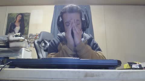 Snapshot of doublexl100 chatting on November 2025 01:27:01 AM Jess online show from November 2025 01:27:01 AM