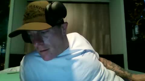 Snapshot of doucettej893 chatting on February 2026 02:51:01 AM doucettej893 online show from February 2026 02:51:01 AM
