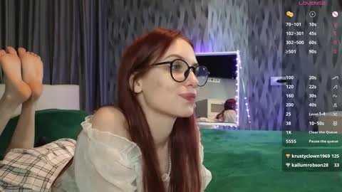 doughyworrying online show from December 2025 06:59:01 PM