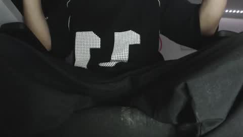 douglas_drake online show from October 2025 03:10:02 AM