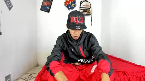 Snapshot of douglas_gallegos chatting on February 2025 05:40:01 AM douglas_gallegos online show from February 2025 05:40:01 AM