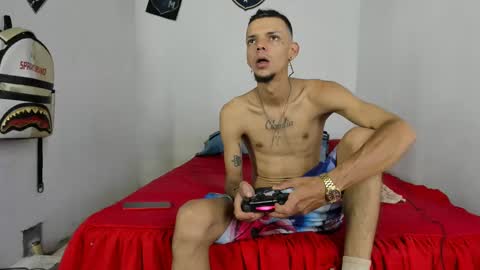 Snapshot of douglas_gallegos chatting on February 2025 04:47:02 PM douglas_gallegos online show from February 2025 04:47:02 PM