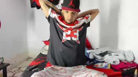 douglas_gallegos online show from May 2026 04:40:02 AM