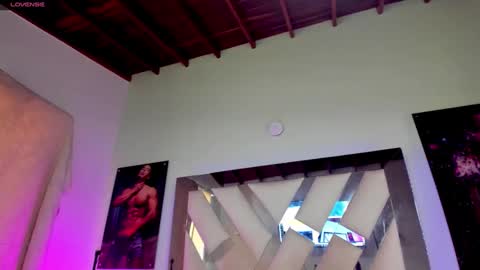 Snapshot of douglassafado chatting on March 2025 06:32:01 PM Douglas Safado online show from March 2025 06:32:01 PM