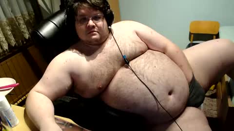 Snapshot of dovahkaat chatting on February 2025 10:37:01 PM dovahkaat online show from February 2025 10:37:01 PM