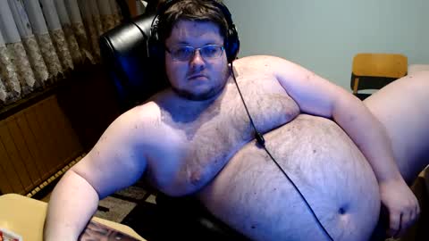 Snapshot of dovahkaat chatting on March 2025 08:41:02 PM dovahkaat online show from March 2025 08:41:02 PM