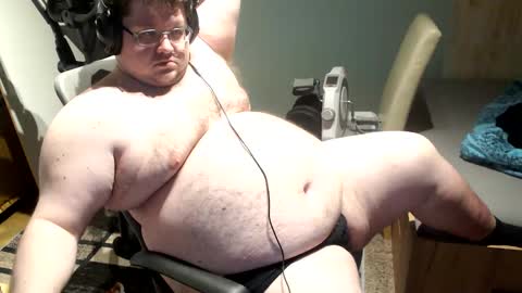 Snapshot of dovahkaat chatting on March 2026 04:52:01 PM dovahkaat online show from March 2026 04:52:01 PM