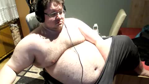 Snapshot of dovahkaat chatting on April 2026 09:15:02 PM dovahkaat online show from April 2026 09:15:02 PM