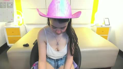 dovemullerr2 online show from July 2026 07:31:01 PM