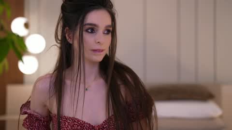 Snapshot of dovia chatting on January 2026 01:25:02 PM . . online show from January 2026 01:25:02 PM