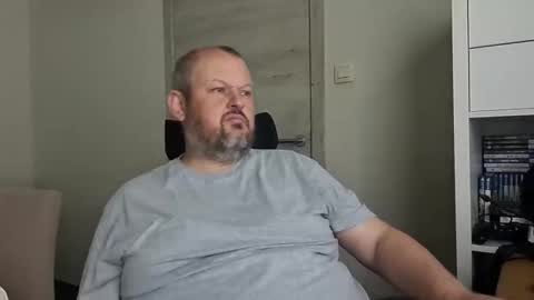 Snapshot of dpau76 chatting on November 2025 09:41:01 AM Danny online show from November 2025 09:41:01 AM