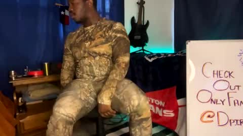 Snapshot of dpirated1 chatting on January 2025 05:16:02 PM MrPirated online show from January 2025 05:16:02 PM